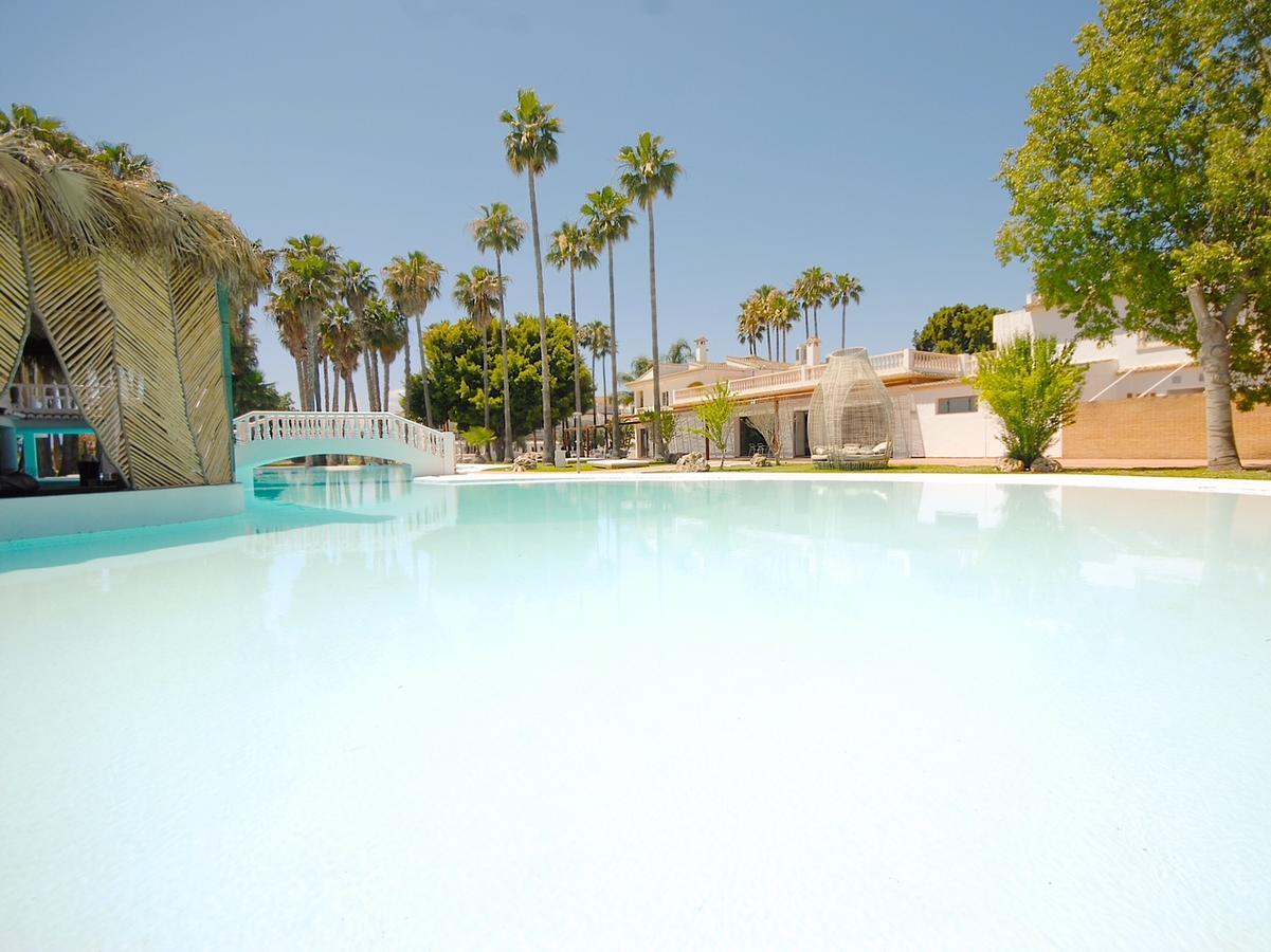 Tu&Me Resort - Adults Only غانديا المظهر الخارجي الصورة