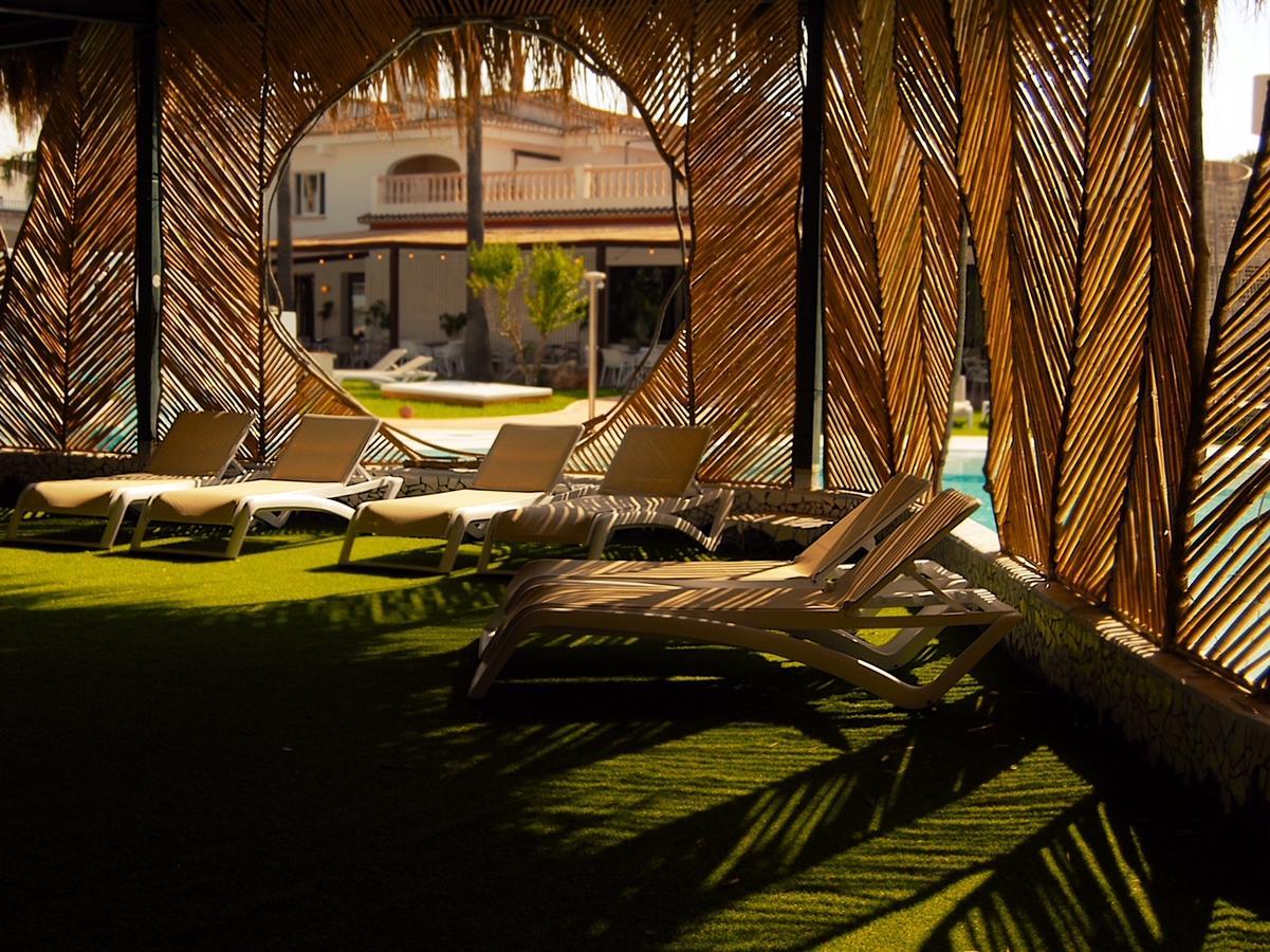 Tu&Me Resort - Adults Only غانديا المظهر الخارجي الصورة